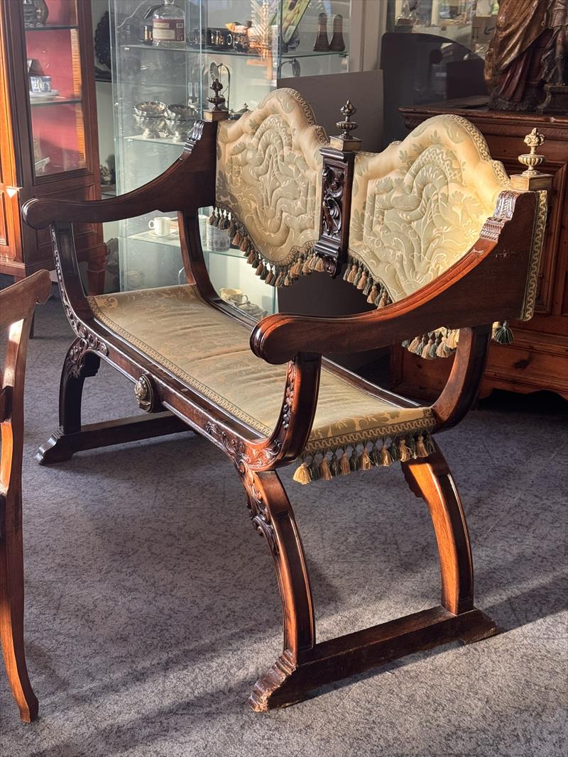 Faldistorio sofa, antique ceremonial seat