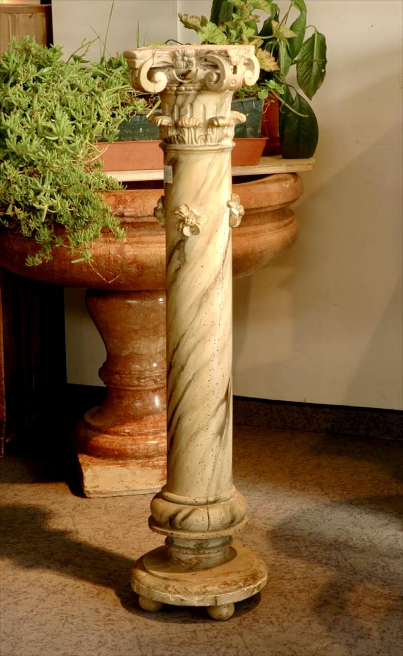 Colonna Neoclassica, Echi Ionici in Toscana