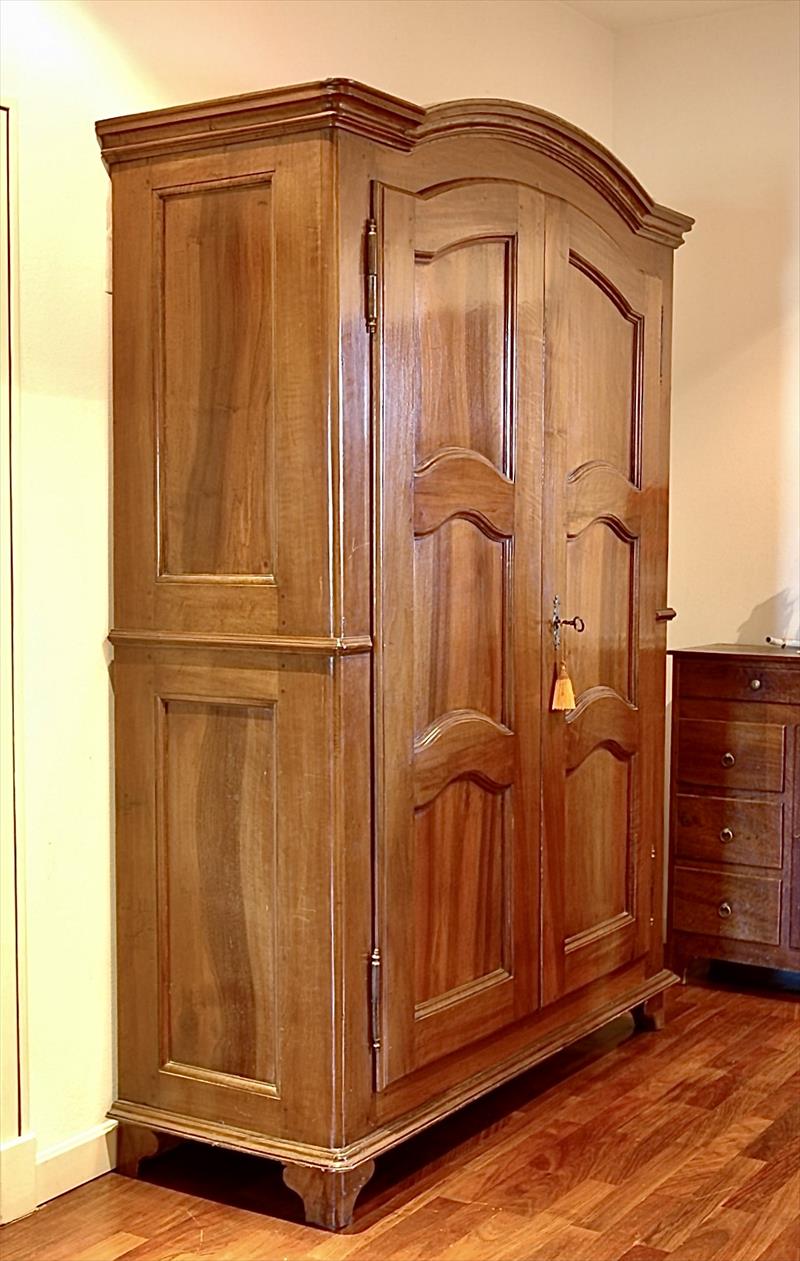 Piedmontese Wardrobe, the Grace of the 18th Century